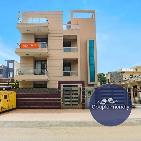 Fabexpress Next Home Gurgaon Esterno foto