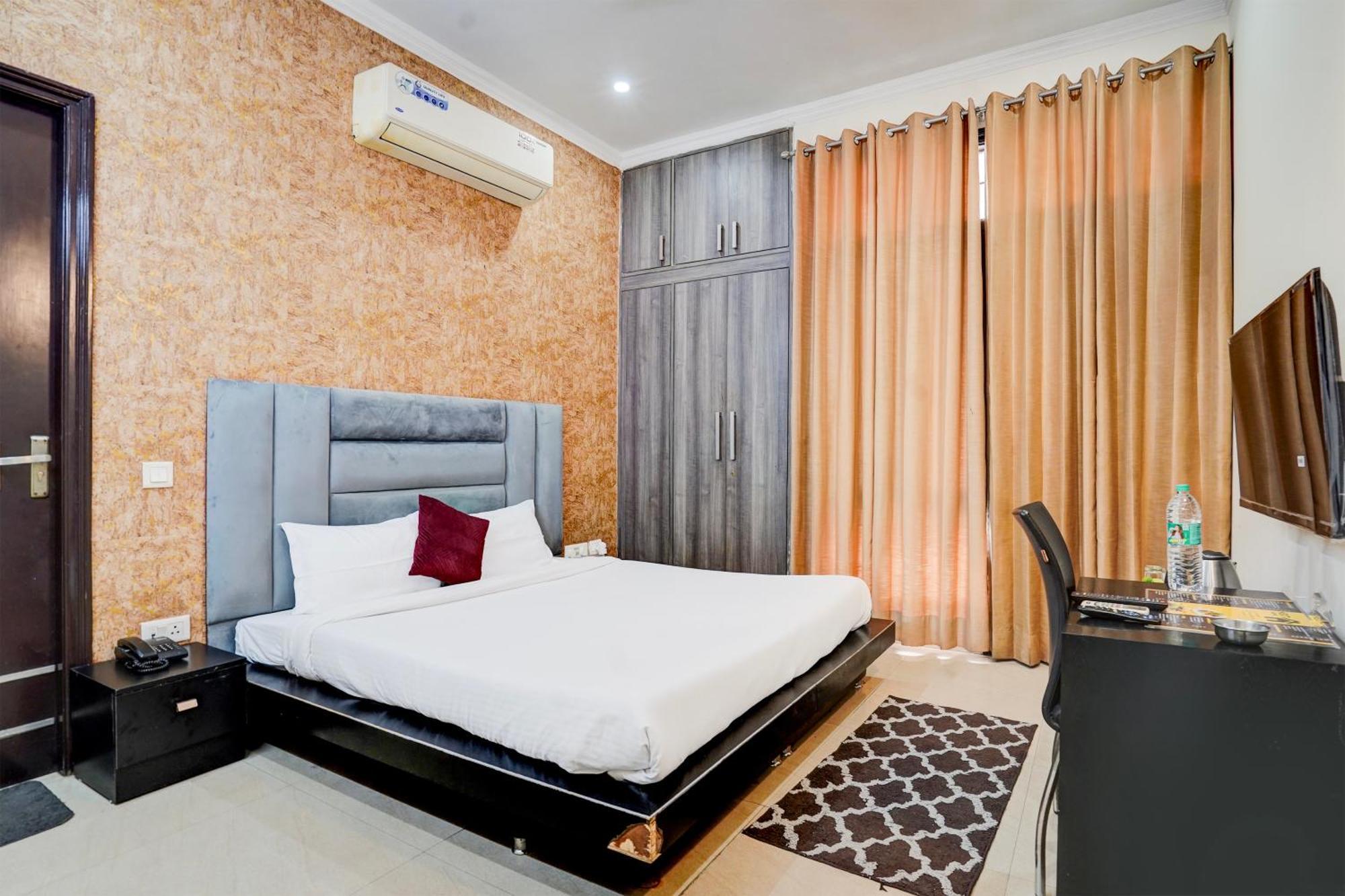 Fabexpress Next Home Gurgaon Esterno foto