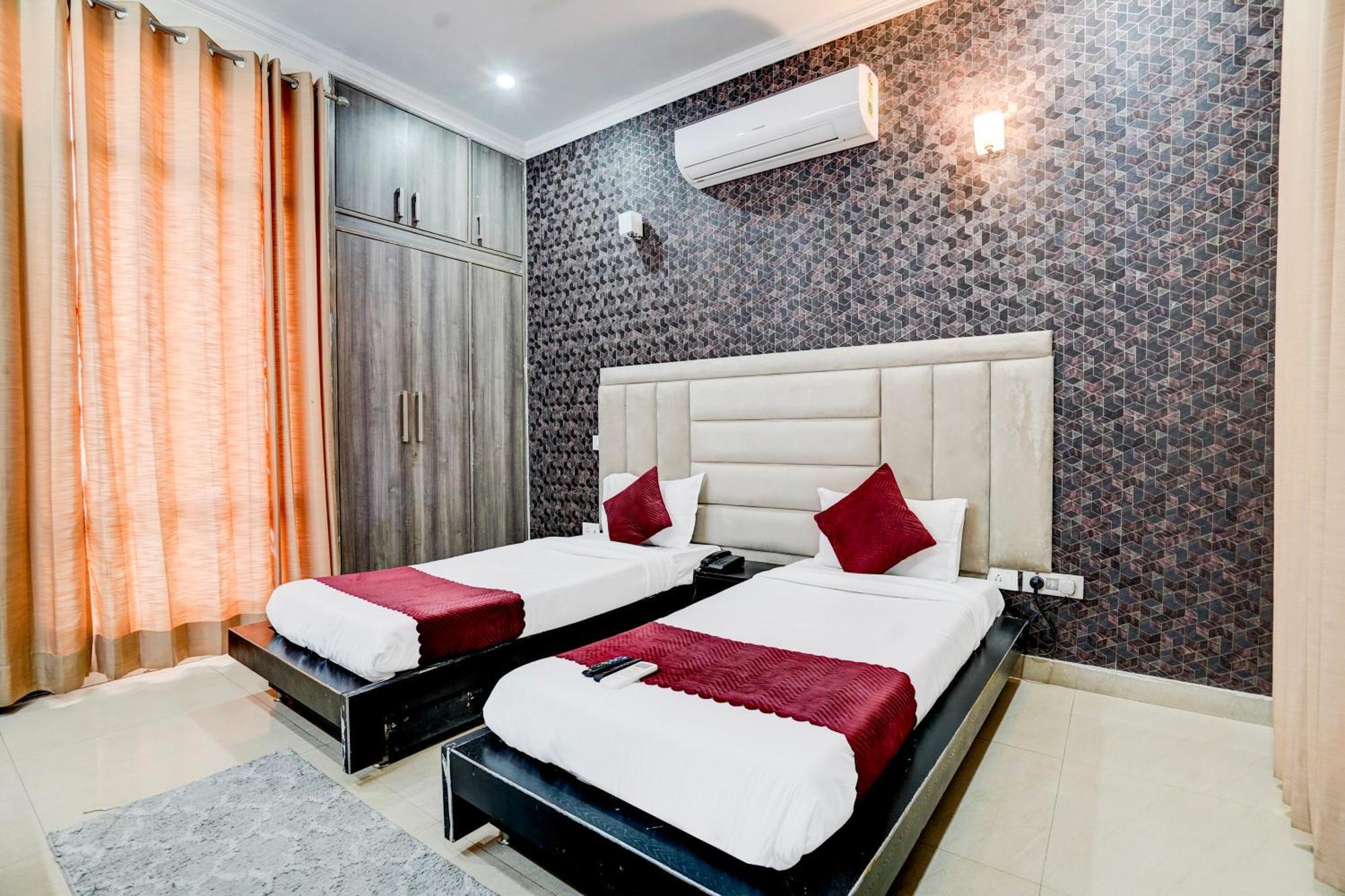 Fabexpress Next Home Gurgaon Esterno foto