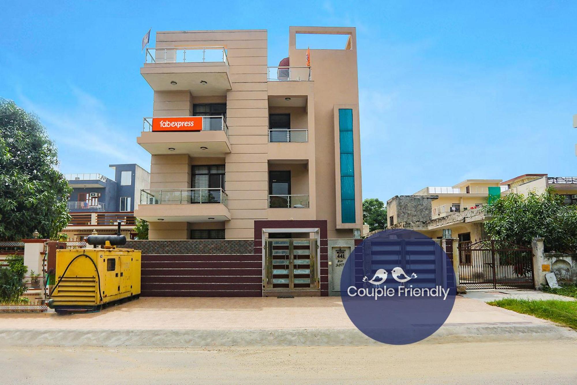 Fabexpress Next Home Gurgaon Esterno foto